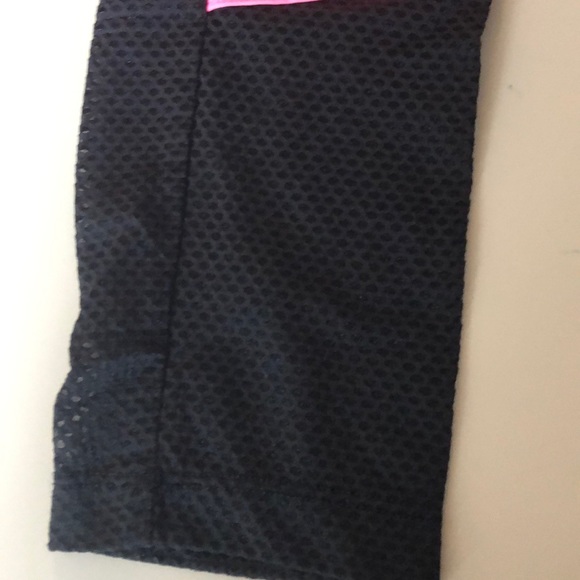 Victoria secret knockout gym leggings - Picture 3 of 5